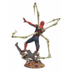 Estatua Resina Iron Spider Premier Collection Marvel (Edición Limitada 3.000 uds)