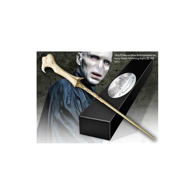 Varita Réplica Lord Voldemort 1/1 Harry Potter The Noble Collection (Caja exterior un poco deteriorada)