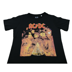 Camiseta Negra AC/DC...