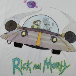 Camiseta Blanca Nave Rick y Morty