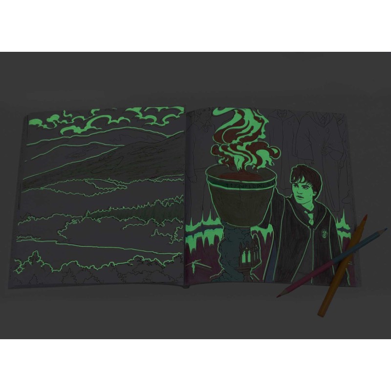 Harry Potter. Libro de colorear. ¡Brilla en la oscuridad