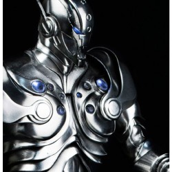 Figura Articulada Ultron Clasico Threezero 33 cm