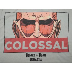Camiseta Gris Colossal Ataque a los Titanes